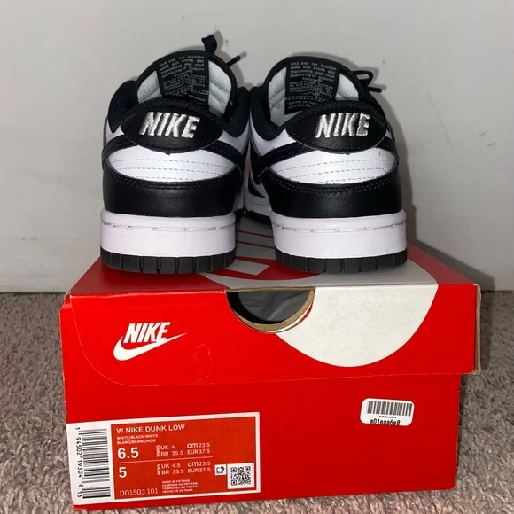 Brand New Women Nike Dunks - Picture 3 of 3